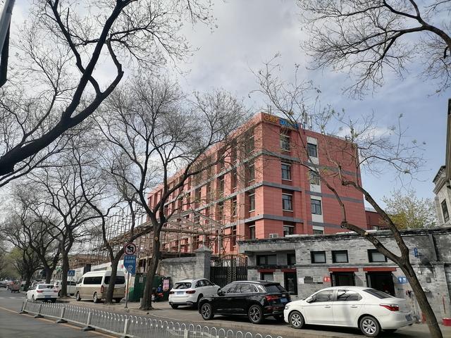 荣耀Play4T上手体验：拍照续航表现出色，千元价位性价比之选